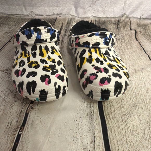 CROCS Other - Crocs Classic Lined Animal Print Leopard Clog Multicolor Slip On Women's US‎ 3